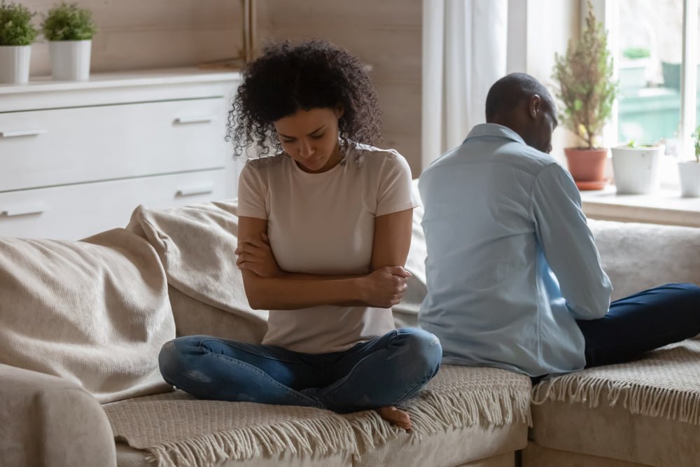 Why is it hard to leave a toxic relationship? - Love Book Store
